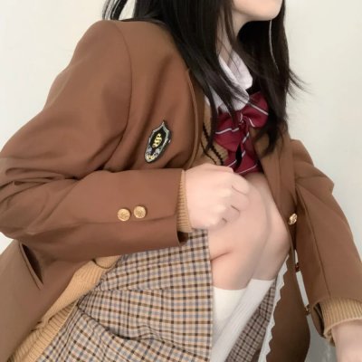 在江边